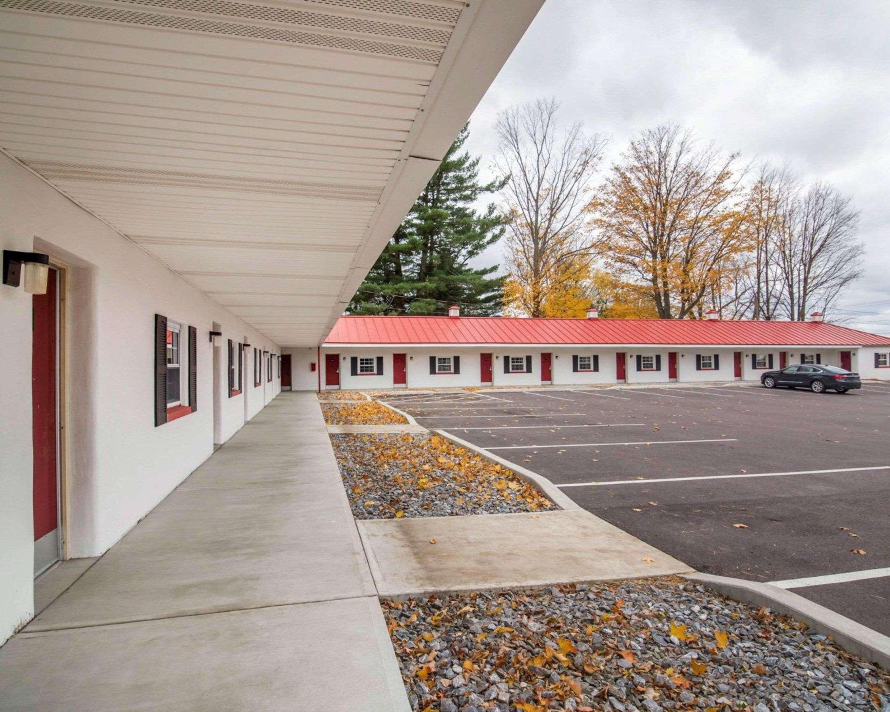 Econo Lodge St Albans Town Saint Albans Exterior foto